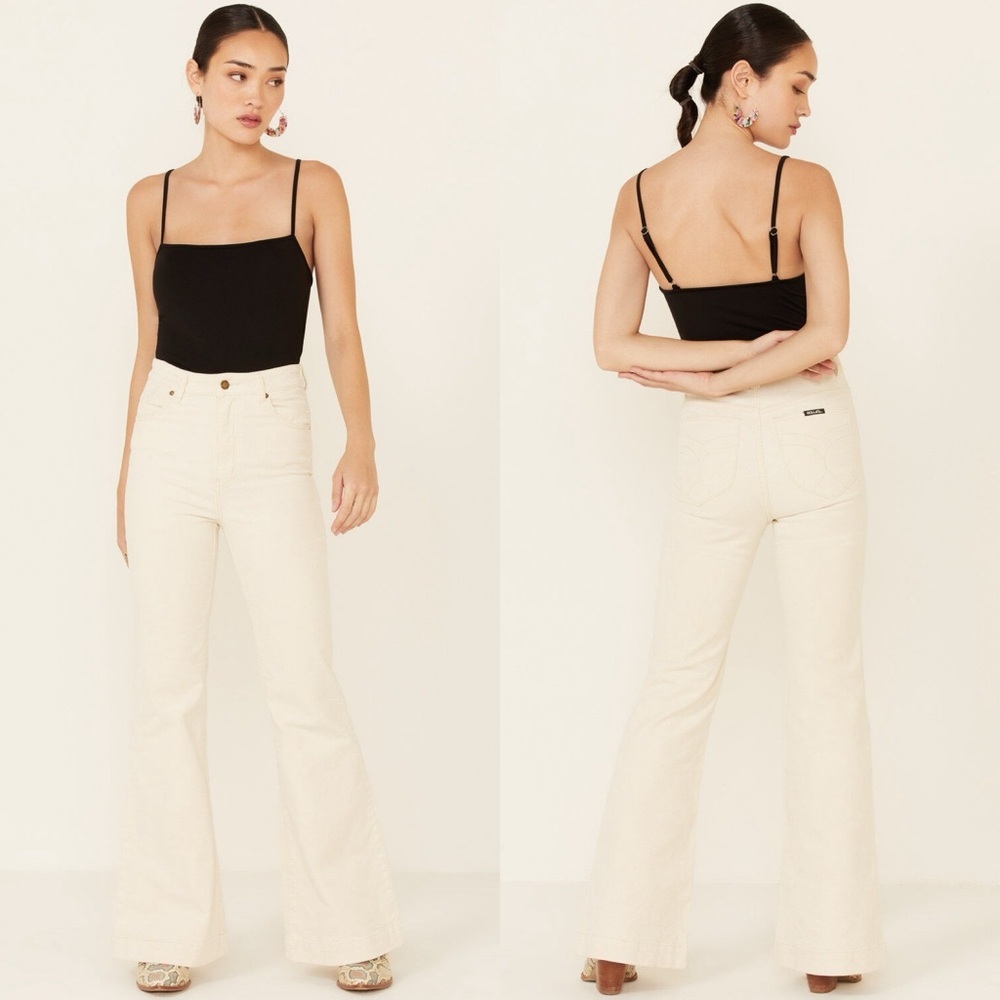 Rolla’s East Coast Flare Jeans Cream